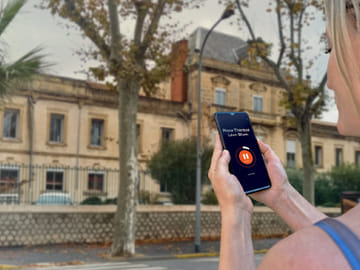 Visit Narbonne on your own: Walk along the river on the banks of the Canal de la Robine.