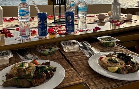 Luxury Nile Dining Experience with Lunch or Dinner in Cairo
