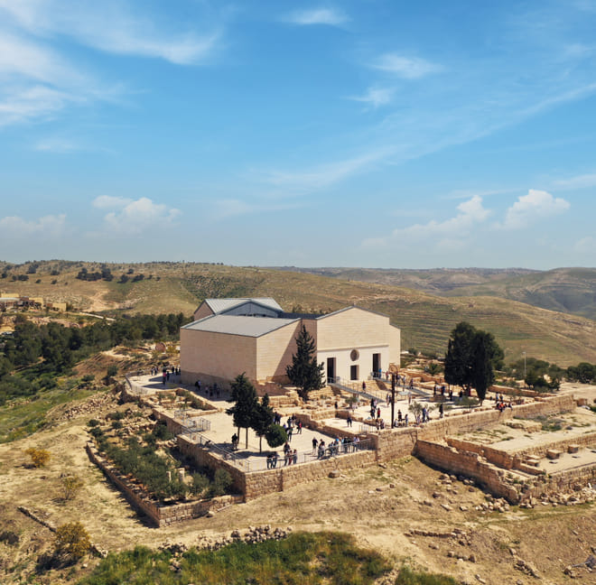 Private Christian Tour: Madaba, Mount Nebo, and Mukawer Day Trip from Amman 8