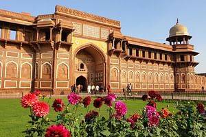  Private day trip to Taj Mahal Agra from Delhi