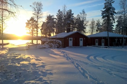 Authentic sauna by the lake and dinner