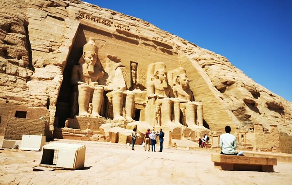 Abu Simbel Temples Tour with Nubian Lunch from Aswan