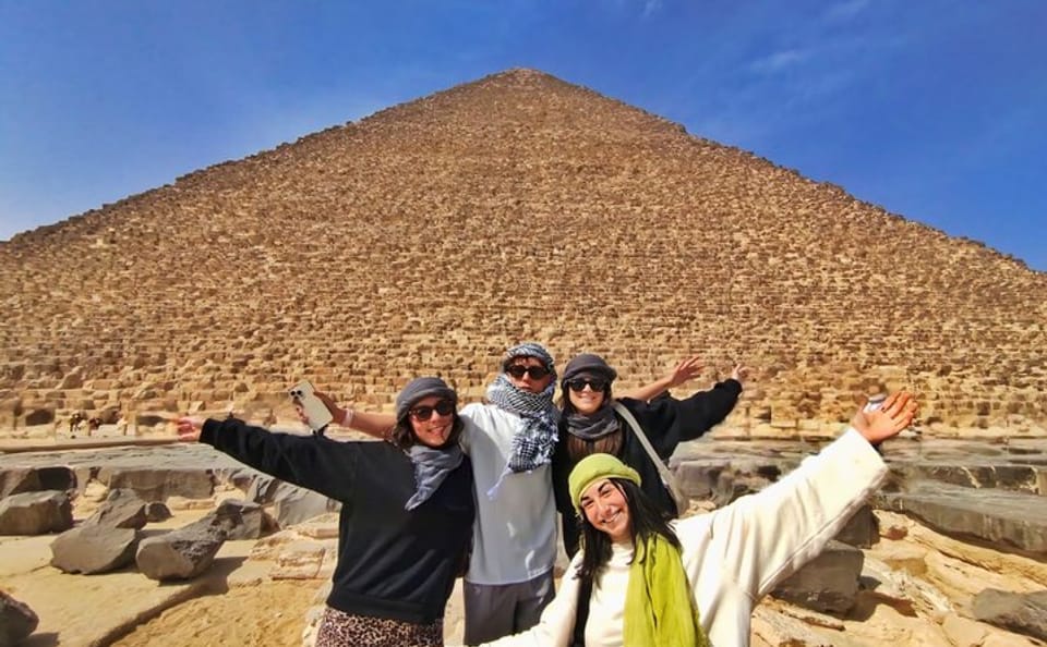 Cairo Layover Tour: Giza Pyramids, Sphinx & Coptic Cairo