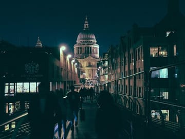 Millennium Bridge Photography Tour in Greater London