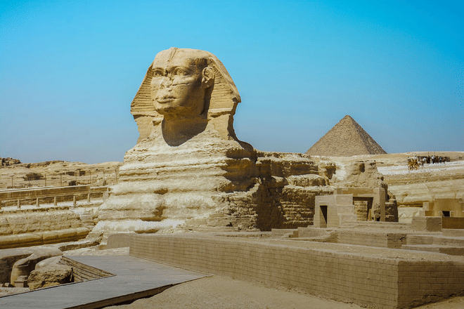 Full Day: Cairo by Plane Pyramids, Egyptian Museum, Old Bazaar from Hurghada