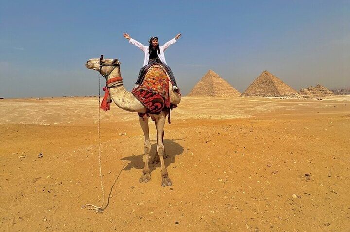 Giza Pyramids, Mummies Museum & Bazaar – All-Inclusive Full Day