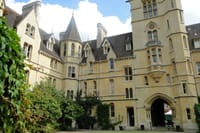 Oxford City Full-Day Private Tour from London 7