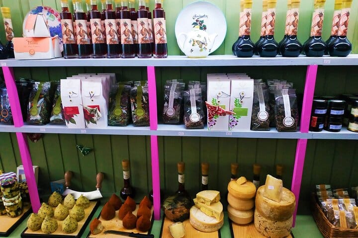 Biologically pure and organic products of Phoka Nunnery
