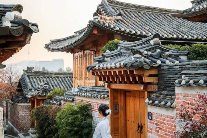 Korea hanbok private photoshoot in gyeongbokgung palace (family/group)
