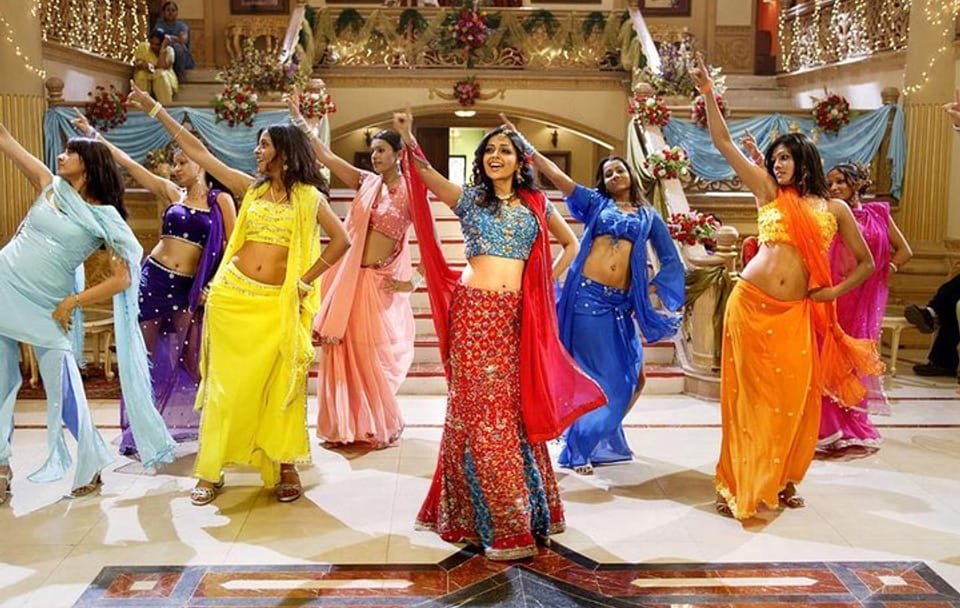 Elephanta Caves with Bollywood Tour in Mumbai