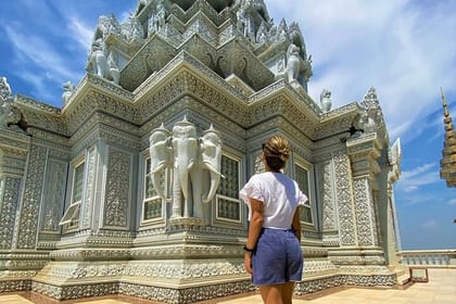 Oudong Mountain & Phnom Baset Private Tours from Phnom Penh