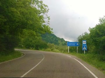 Tsinandali and Alaverdi Cultural Day Tour from Tbilisi