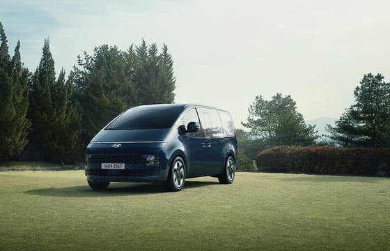 Private Tour to Lotte Tower, Aquarium and Lotte world Theme park