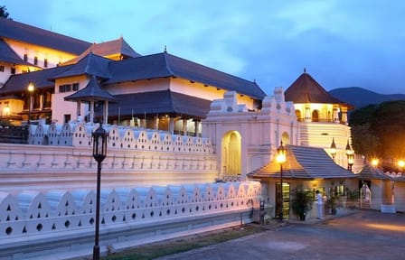 Luxury 10-Day Private Tour of Anuradhapura and Central Sri Lanka