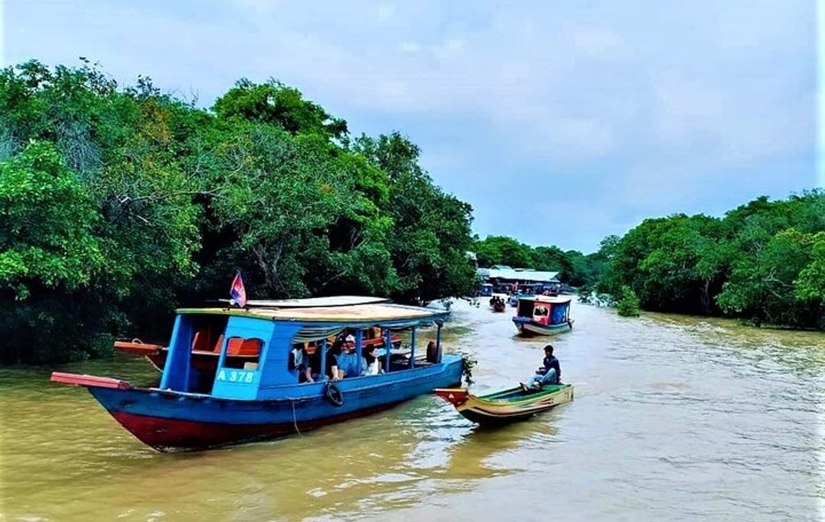Floating Village-Mangrove Forest Private Tonle Sap Lake Boat Tour