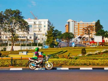 Safari 2 Days, 1 Night – Rwanda Mountain Gorilla Trekking & Rwanda Memorial