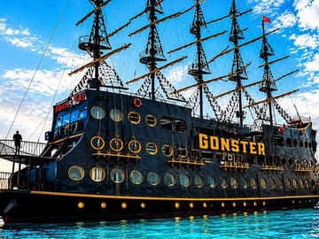 Antalya GONSTER Deluxe Pirate Boat Trip Lunch, Drinks Transfer