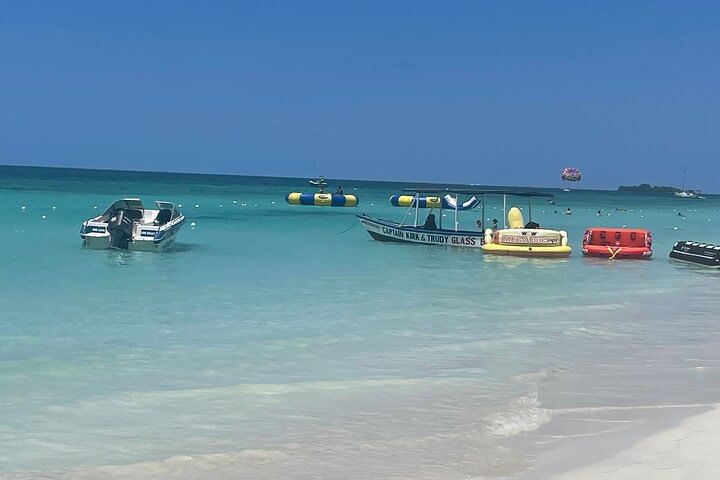 Snorkeling and Tubing in Montego Bay with Transportation