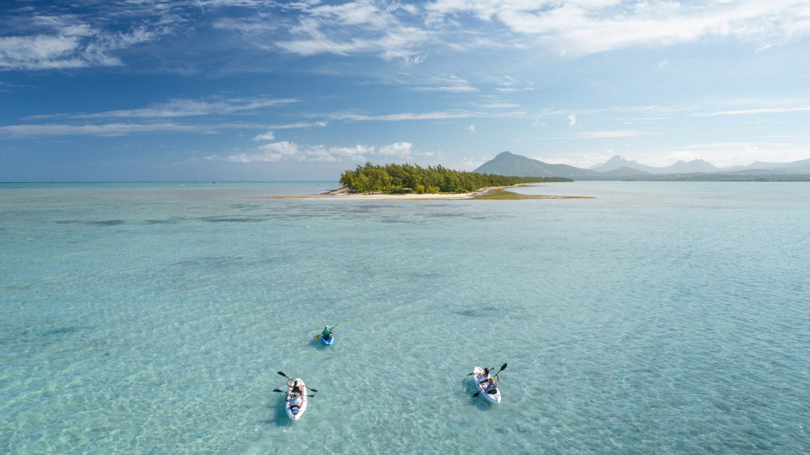 Kayak to Crystal Rock & Île aux Bénitiers