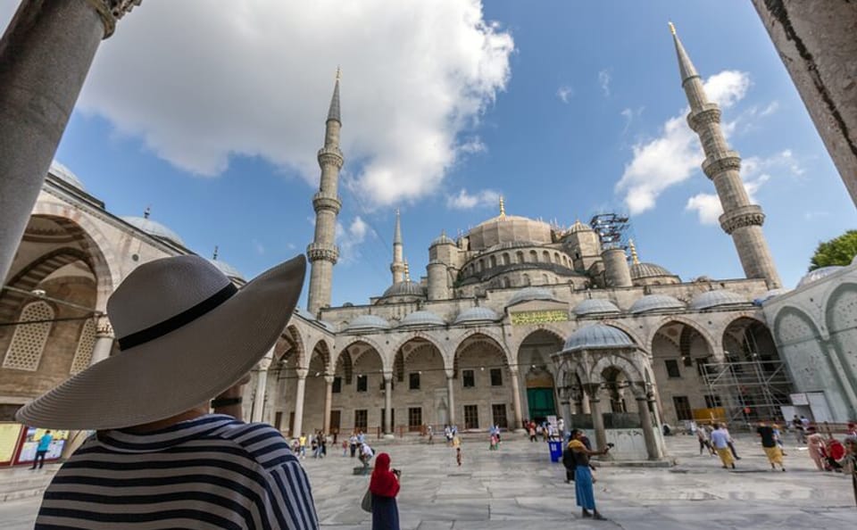 Luxury Half-Day Tour of Istanbul's Iconic Landmarks