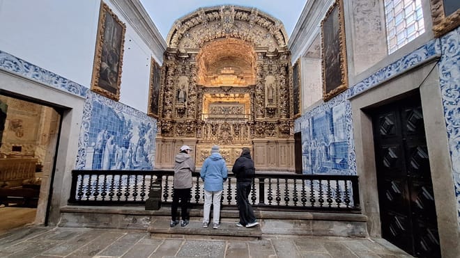 Private Day Tour from Porto: Guimarães, Braga and Bom Jesus 9
