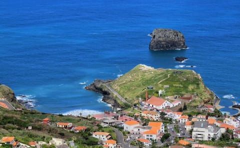 Northeast Madeira 4x4 Tour: Arco de Sao Jorge, Boaventura, Caniçal