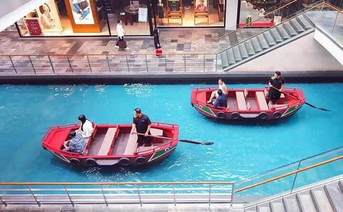 Singapore: Sampan Boat Ride Ticket at the Marina Bay Sands