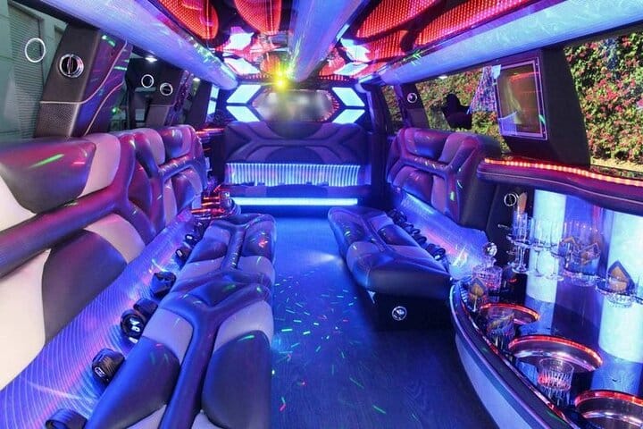 Two hours Private Limo rental with chauffeur in Dubai  3