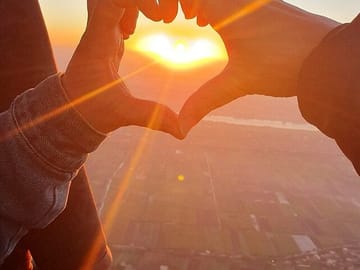 Sky to Temples: Hot Air Balloon & West-East Tour from Luxor