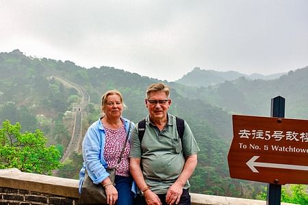 Private Mutianyu Great Wall Tour: Enjoy Scenic Beauty and Local Culture