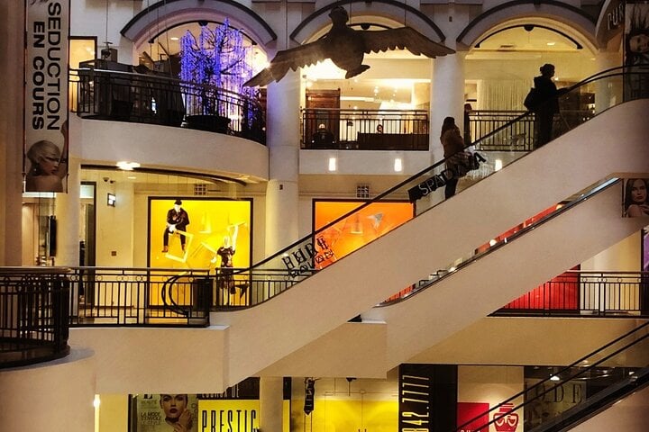 Architecture inside Montréal's Underground City