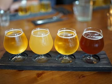 Try yourself on a handpicked selection of the finest Icelandic beers
