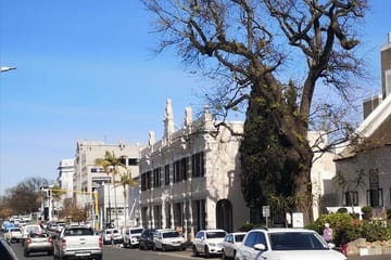 Private Full-Day Wine Tour from Cape Town to Paarl