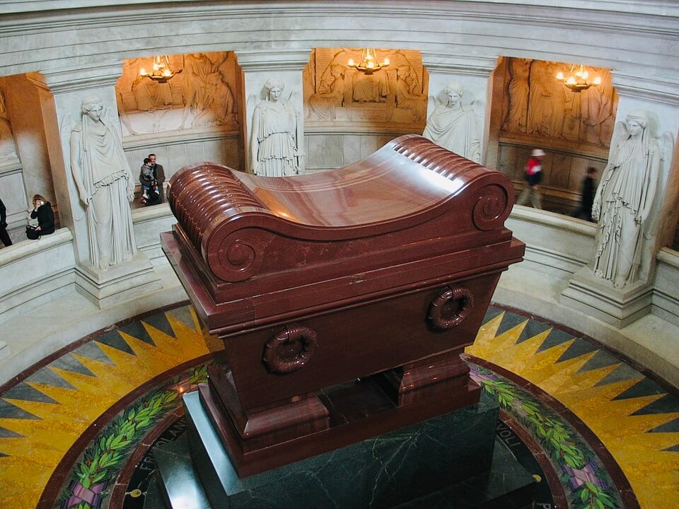 Paris: Napoleon's Tomb & Les Invalides Small Group Tour 7