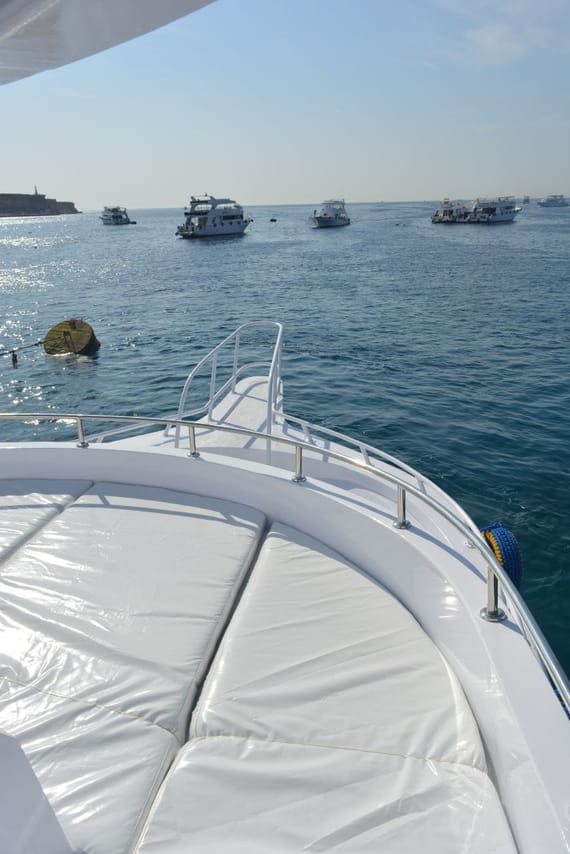 Tiran Island Snorkeling Boat Trip 4