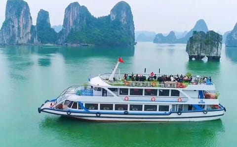 DELUXE Halong Cruise 1 Day Tour From Hanoi – Daily Operated