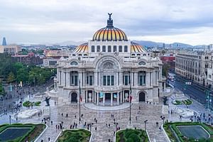 Romantic Walking Tour in Mexico City