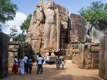 Anuradhapura-And-Aukana-All-Inclusive-Tour-From-Habarana-2