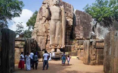 Anuradhapura and Aukana Cultural Tour from Habarana