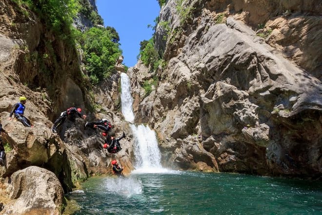 Cliff jumping on Extreme Canyoning tour!