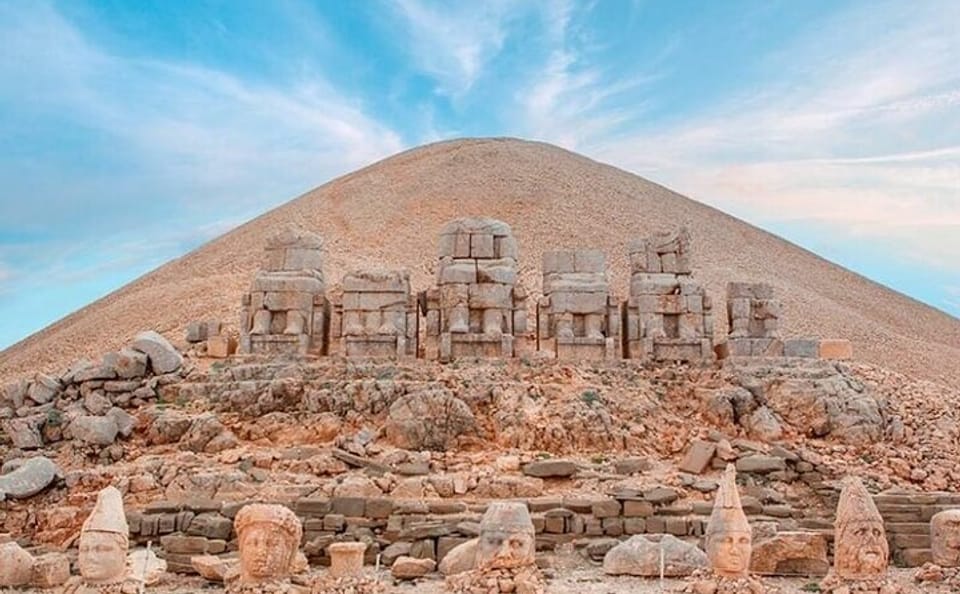 Mount Nemrut and Göbeklitepe All-Inclusive Tour from Istanbul