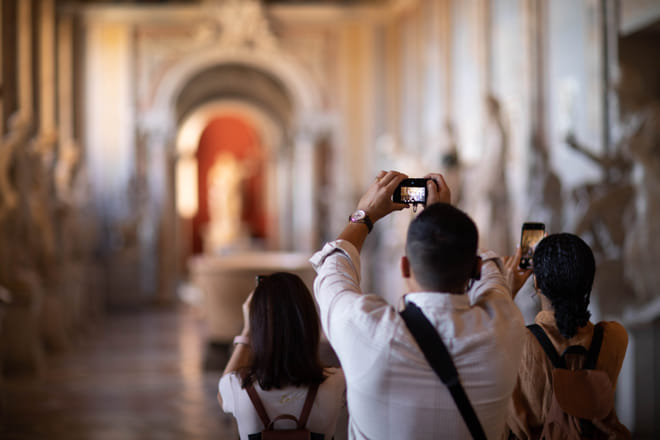 Early Morning Vatican Semi-Private Tour Max 6 People with Sistine Chapel