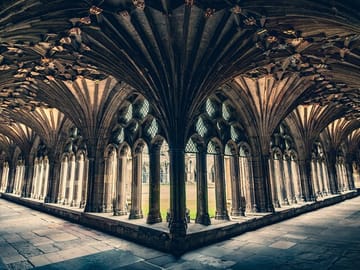 Private 2-Hour Walking Tour of Historic Canterbury