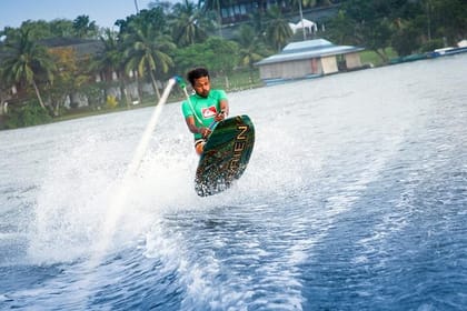 Private Knee Boarding in Trincomalee Beach Sri Lanka