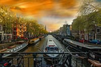 Tour with official guide in Amsterdam 1