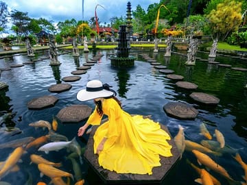 Private Tour of Heaven Gate Temple and Blue Lagoon Snorkeling