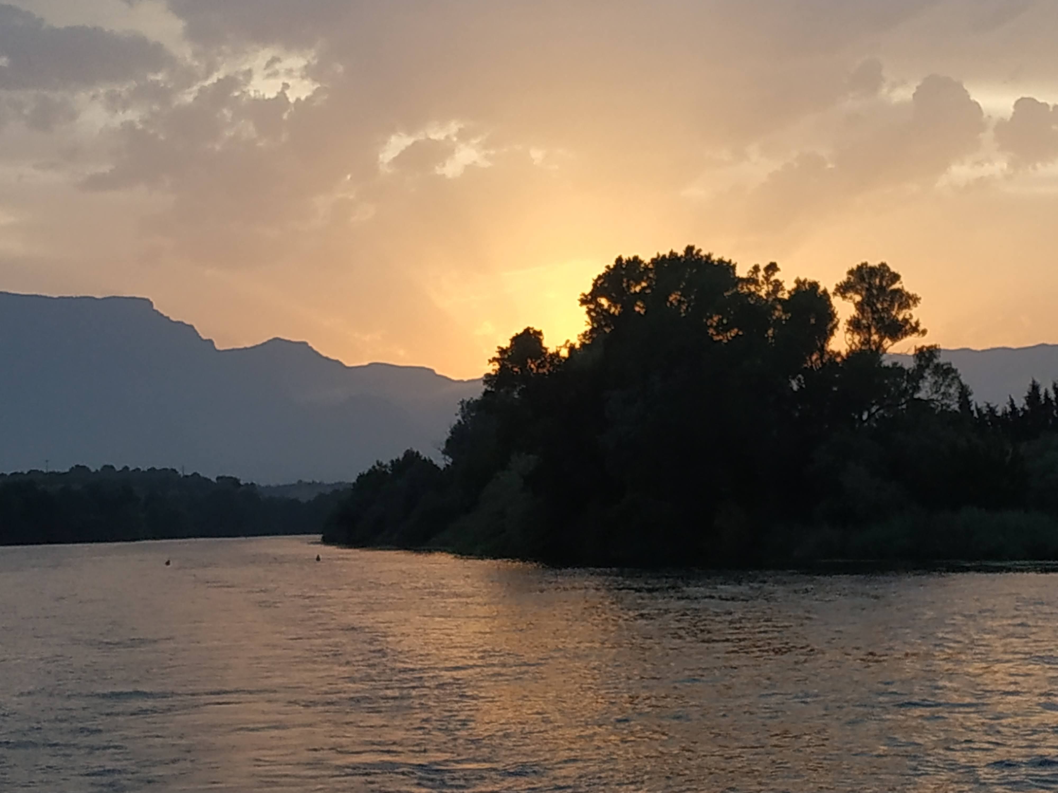 Posta de Sol a l'illa dels Bous