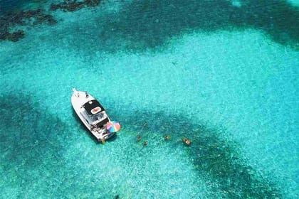 Roatan Northshore Snorkeling & Discover the Punta Gorda Village