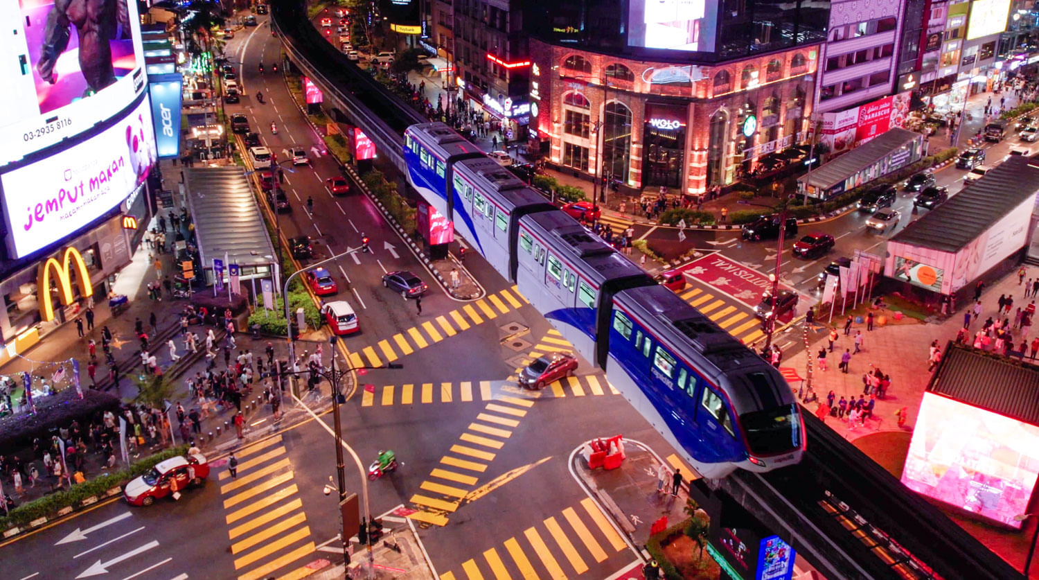   حياة المدينة النابضة ليلاً وجهة في ماليزيا ليلا لتجربه اسواق الاكل المحليه الشعبيه 