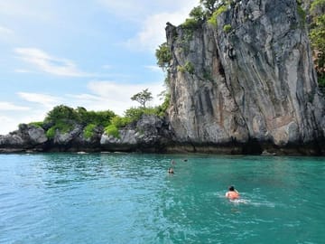 Krabi: 7 Islands Sunset Tour with BBQ Dinner and Snorkeling